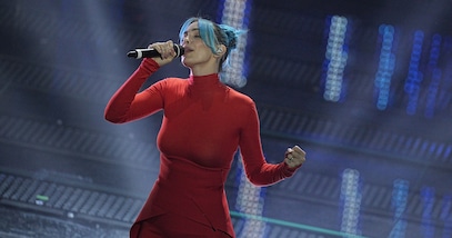 Rose Villain e la frase urlata prima dell’esibizione a Sanremo 2025: “Si na…”. Lei reagisce così