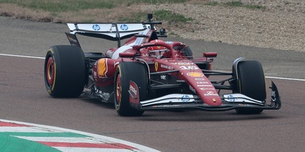 Ferrari, debutto SF-25 a Fiorano: Leclerc in pista prima di Hamilton, rivivi la diretta