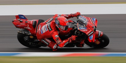 Gp d'Argentina, Marquez conquista la pole position. Bagnaia è quarto