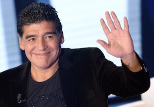 Maradona e la frase svelata alle sorelle in punto di morte: impossibile non commuoversi