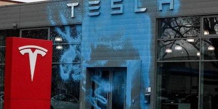 Tesla: la crescita si ferma