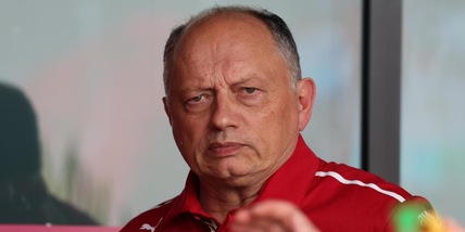 Vasseur scuote la Ferrari: "Molto bene in gara, ma le qualifiche...". Poi il commento su Hamilton