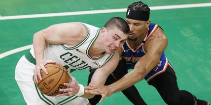 Nba, playoff: colpo New York a Boston, Jokic show contro Oklahoma