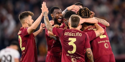Roma, il discorso della squadra a Torino: "Sogno Champions per i tifosi e per Ranieri"