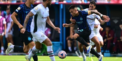 Inter sconfitta e spaccata, ma ricca: così può creare il solco in Serie A