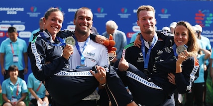 Mondiali di nuoto, Italia d'argento nella staffetta mista