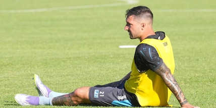 Napoli, si ferma Politano: salterà l'amichevole con l'Arezzo