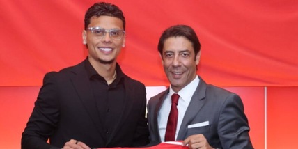 Rios al Benfica, è ufficiale: i tifosi della Roma si scatenano nei commenti social