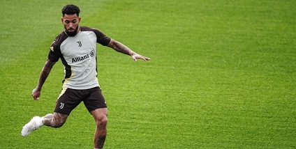 Caso Douglas Luiz, contatti degli agenti con la Juve: quando arriverà alla Continassa