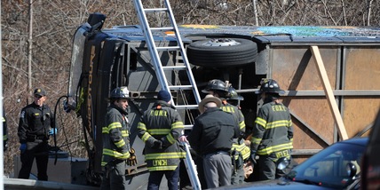 Incidente bus turisti a New York, 5 morti anche un neonato