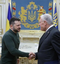 Kellogg a Kiev per celebrare anniversario indipendenza Ucraina