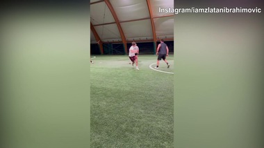 Ibra a calcetto parte 2: difesa e poi assist