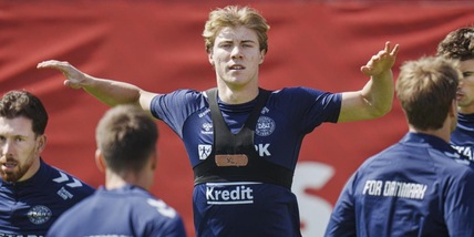 Hojlund, primo sì: il Napoli accelera. Suggestione Rabiot e alternativa Brescianini