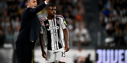 La Juve supera il Parma. La Lazio cade a Como