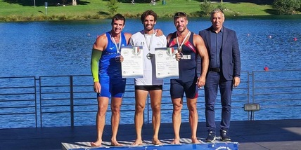 Canoa, che show di pagaie agli Assoluti di Milano