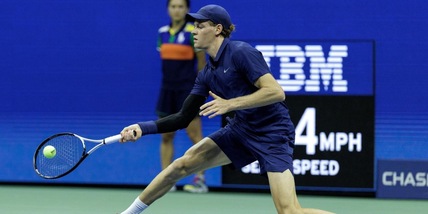 US Open, un Sinner spietato travolge Bublik: nei quarti sarà derby con Musetti