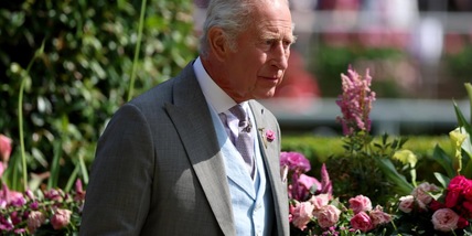 Re Carlo apre il portafogli, svelato lo stipendio che riceverà ora il fratello Andrea