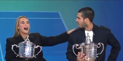 Sabalenka, che gaffe! Chiama Alcaraz “Jannik” in diretta: la reazione di Carlos è esilarante