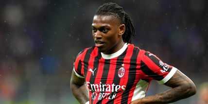 Milan, Leao: "Ho una lesione per cui è meglio non prendere rischi. Io centravanti? Vi spiego"