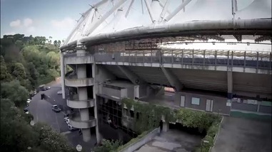 Derby, è la domenica di Lazio-Roma: in campo alle 12.30