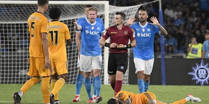 Moviola Napoli-Pisa: il Var Mazzoleni peggio di Crezzini, serata senza attenuanti