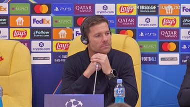Real Madrid, incredibile regalo a Xabi Alonso da parte di un giornalista: ecco di cosa si tratta...