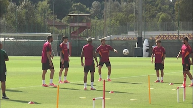 Roma, l'allenamento dei giallorossi a Trigoria