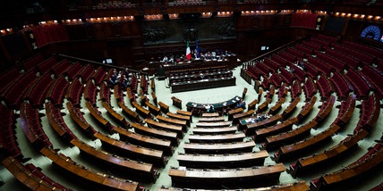 Maggioranza, sostenere Trump, condizioni per Stato Palestina