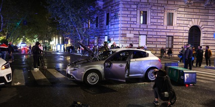 Scontri a Roma, 41 feriti tra le forze dell'ordine