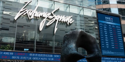 Borsa: Hong Kong negativa, apre a -0,24%