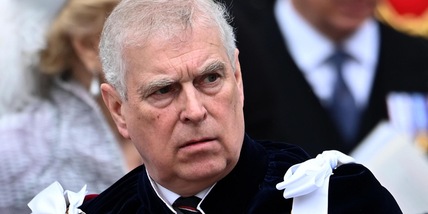 Il principe Andrea rinuncia al suo titolo reale