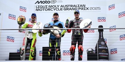 MotoGp, Aprilia show: Fernandez vince in Australia, caduta disastrosa per Bagnaia