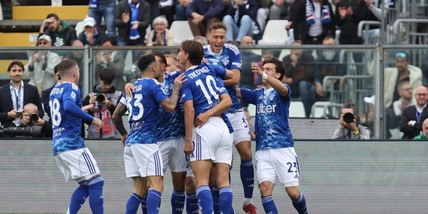 Il Como batte una brutta Juve e l'aggancia in classifica. Nico Paz show, assist e gol