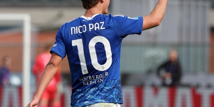 Trascinato da Nico Paz il Como batte 2-0 la Juventus