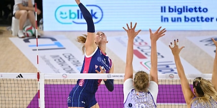 Novara doma Bergamo, Scandicci e Cuneo si prendono i derby