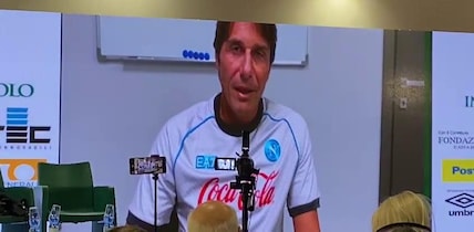 Il saluto di Antonio Conte durante il premio Manlio Scopigno