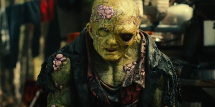 The Toxic Avenger: il trailer del film con Peter Dinklage, Kevin Bacon ed Elijah Wood - dal 30 ottobre al cinema