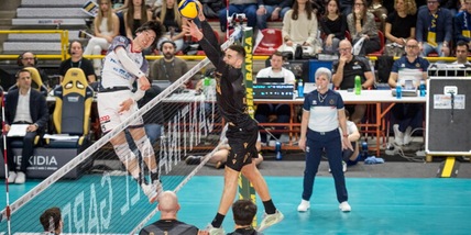 Verona batte Milano e resta sola in testa