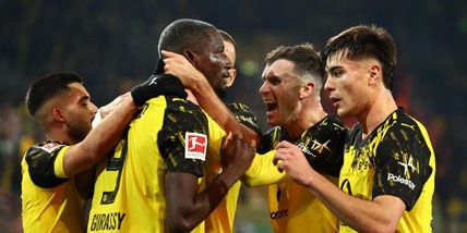 Bundesliga: il Borussia Dortmund batte l'Augsburg a domicilio e si avvicina al Bayern Monaco