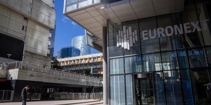 Borsa: Europa in rialzo, occhi su dati macro Usa, Milano +0,7%