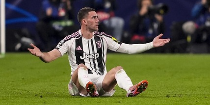 Juve, Vlahovic ai saluti: la strategia di Comolli Juve, Vlahovic ai saluti: la strategia di Comolli