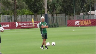 Roma su Zirkzee, il Manchester dice no al prestito con riscatto