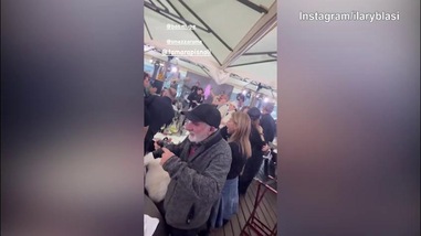 Ilary Blasi balla scatenata con Bastian