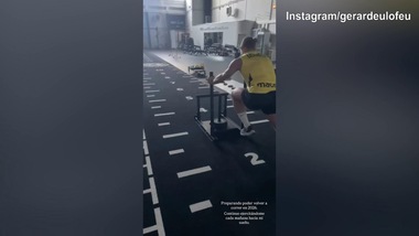 Delofeu, duro allenamento in palestra