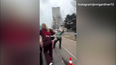 Milano-Cortina 2026, l'arrivo degli atleti nel villaggio Olimpico