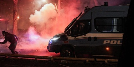 Atalanta-Juventus: sequestrati coltelli e bombe carta, Daspo al tifoso che ha invaso il campo