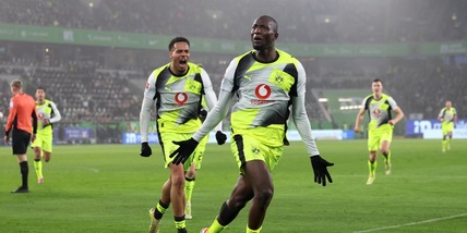 Bundesliga, Dortmund all'ultimo respiro. Stoccarda, che scivolone Bundesliga, Dortmund all'ultimo respiro. Stoccarda, che scivolone