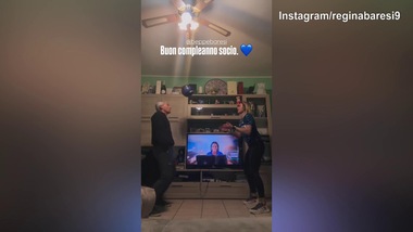 Beppe Baresi compie gli anni: palleggi di testa con la figlia per festeggiare...