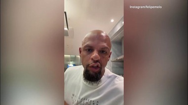 Felipe Melo contro i tifosi della Juve: "Zitti e a casa"