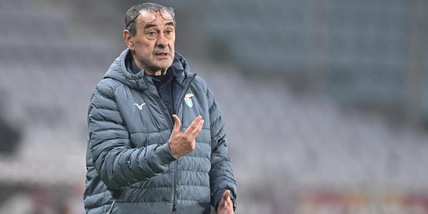 Sarri avvisa Lotito: "Questo è l'anno zero, serviranno investimenti. Ponte Milvio? I tifosi ci mancano, ma..."